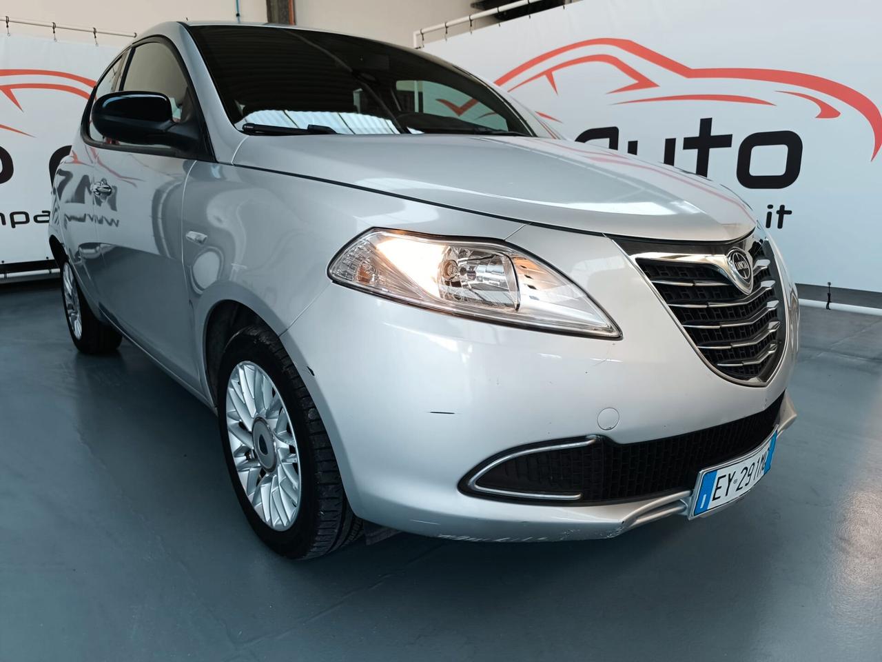 Lancia Ypsilon 1.3 MJT 16V 95 CV 5 porte S&S Gold