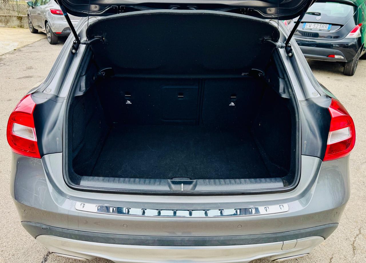 Mercedes-benz GLA 220 CDI Automatic Premium