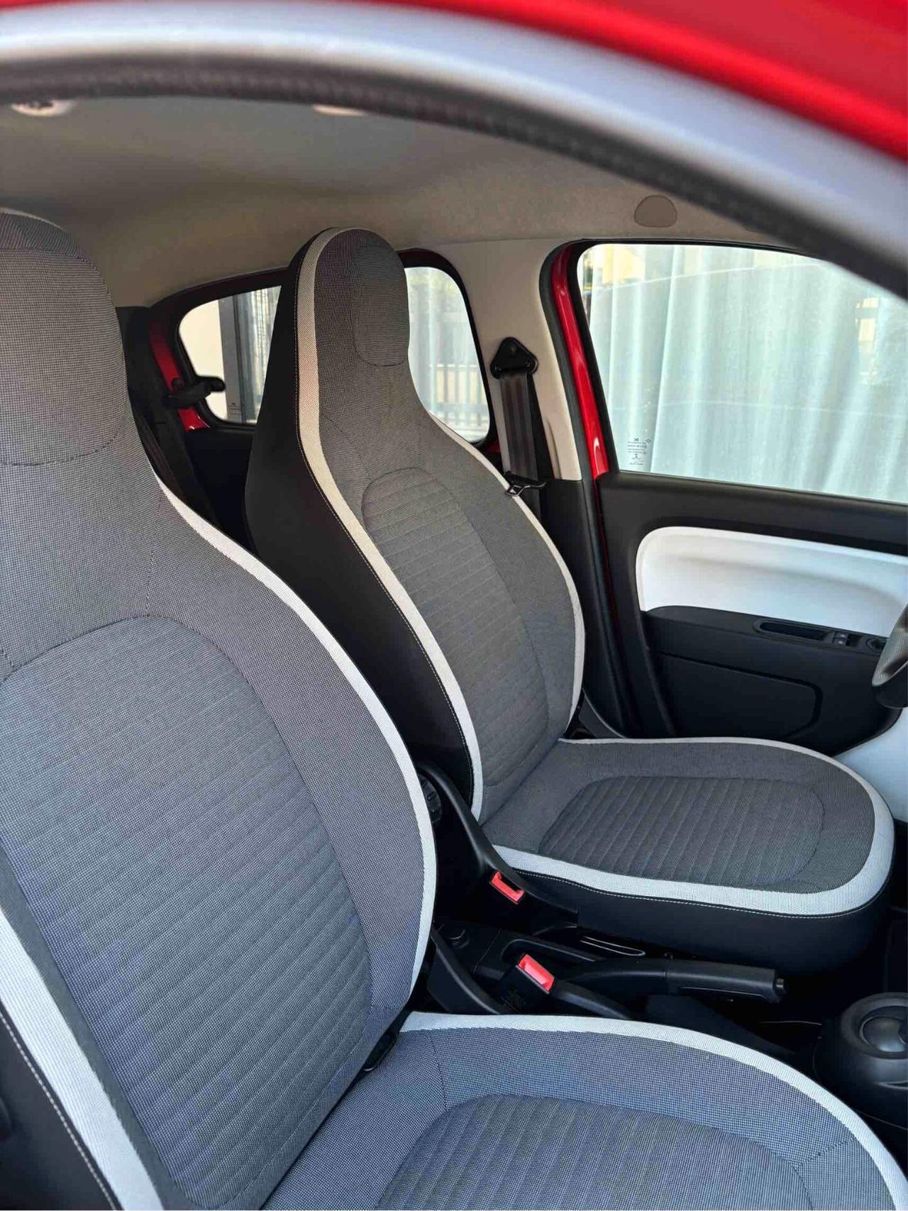 Renault Twingo TCe 90 CV EDC Lovely