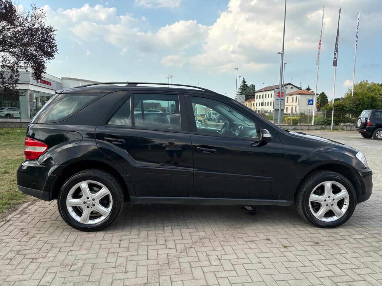 Mercedes-benz ML 320 CDI Chrome PER COMMERCIANTI