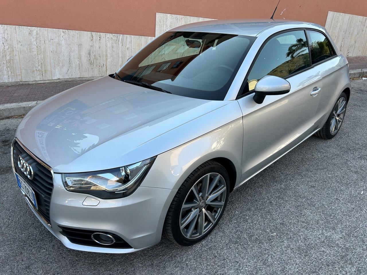 Audi A1 1.2 TFSI Ambition solo 71000 km !!!!