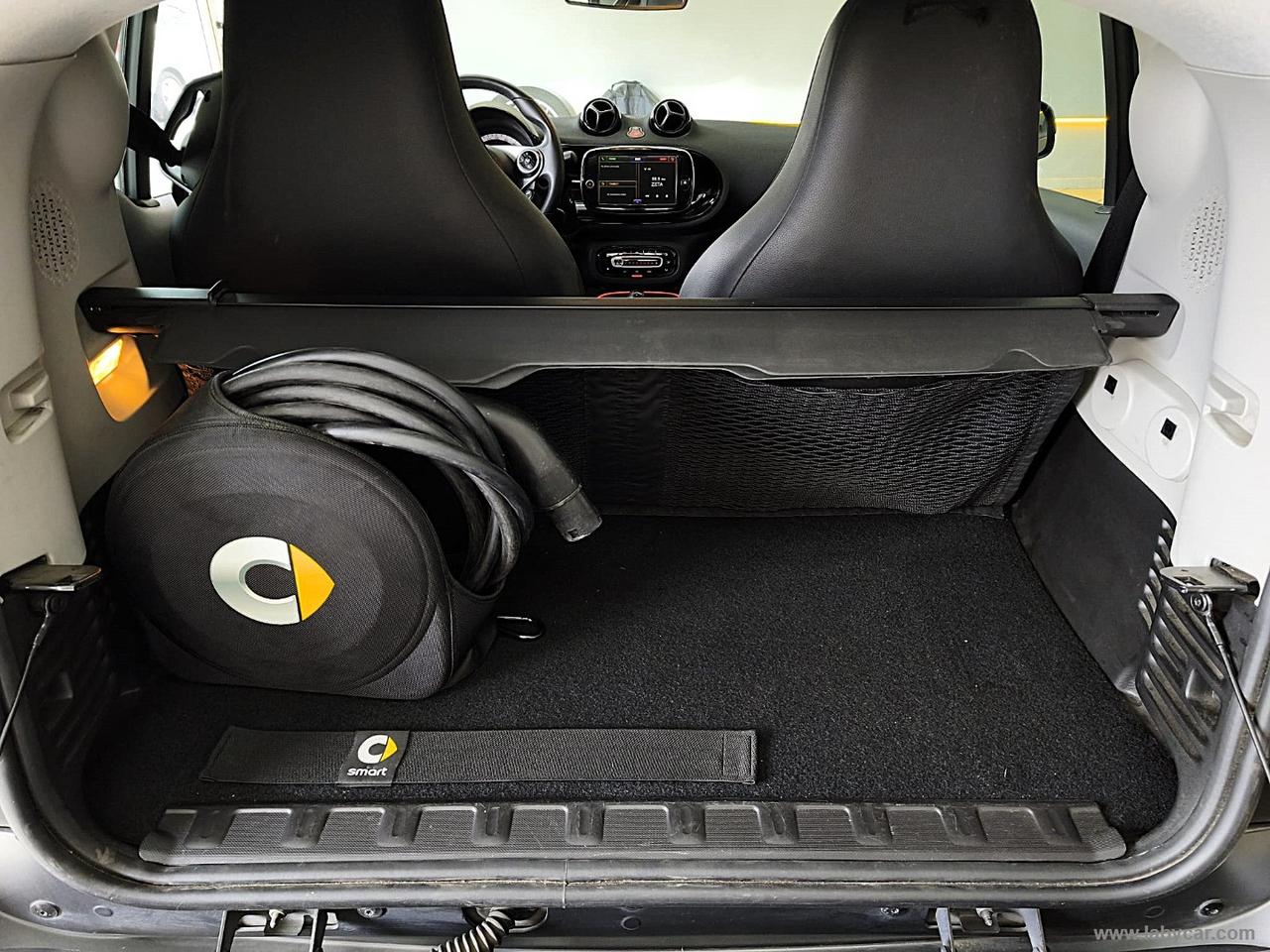 SMART fortwo EQ BRABUS Style 39.000KM