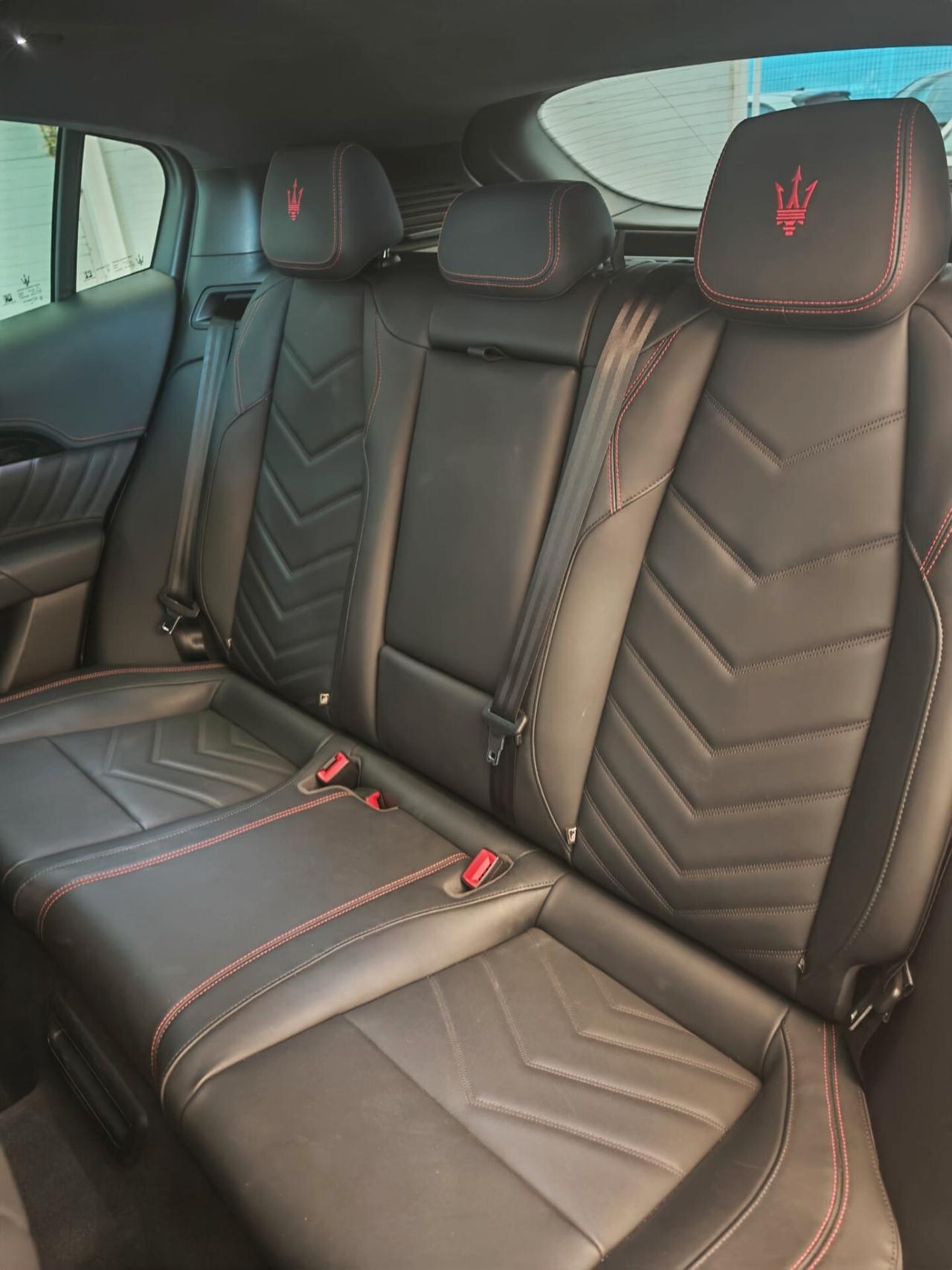 Maserati Grecale MHEV 330 CV AWD Modena