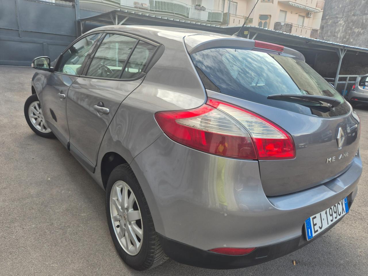 RENAULT MEGAN 1.5 DIESEL ACCESSORIATA 2012