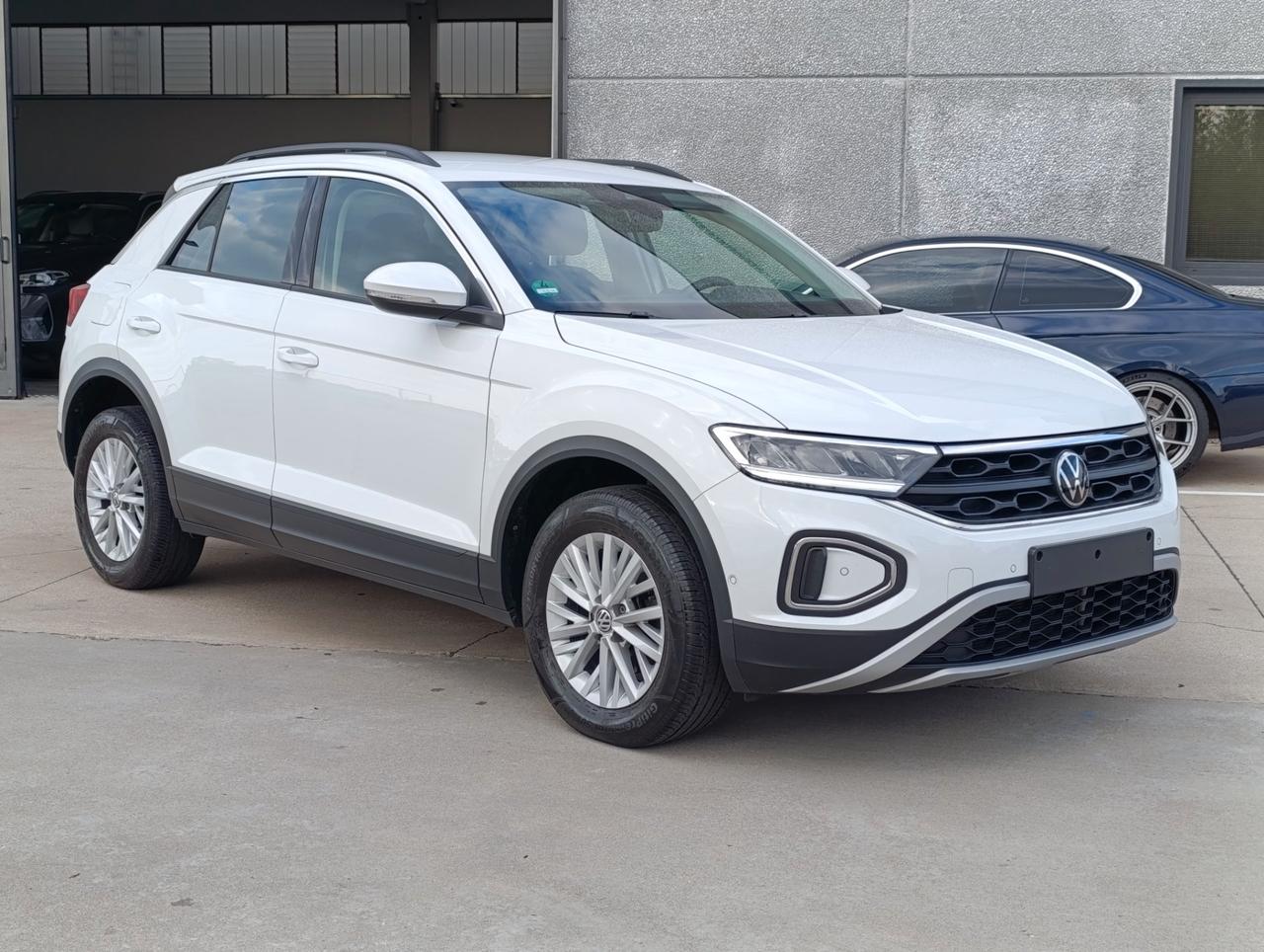 Volkswagen T-Roc 1.0 tsi Life 110cv