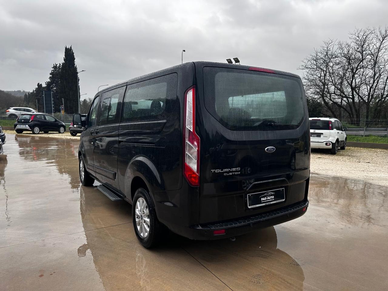 Ford Transit Custom 320 2.0TDCI 9 POSTI