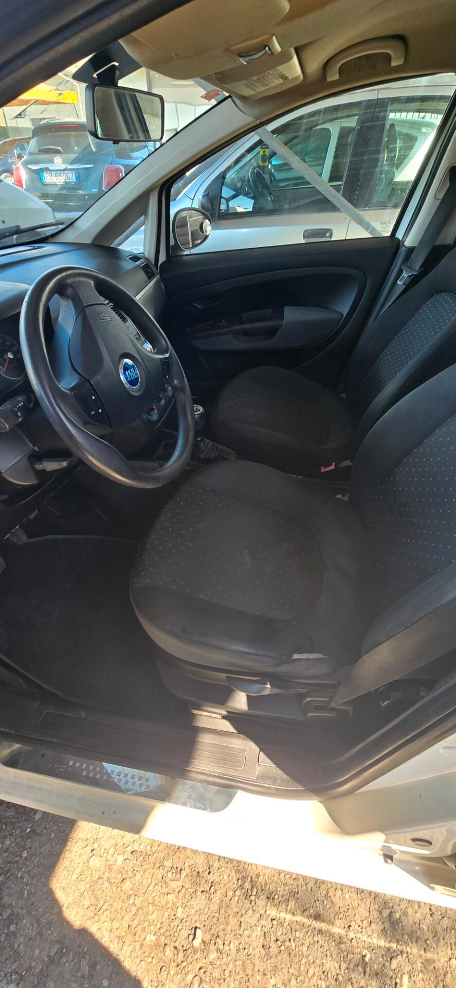 Fiat Grande Punto 1.3 MJT 75 CV 3 porte Active