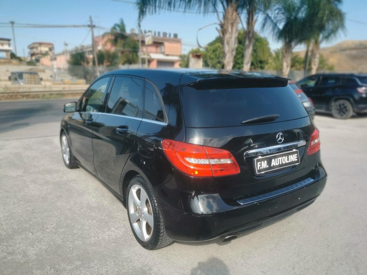 Mercedes-benz B 200 CDI BlueEFFICIENCY Premium 2012