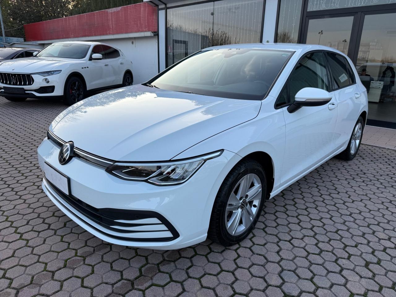 Volkswagen Golf 1.0 TSI EVO Life OK NEOPATENTATI