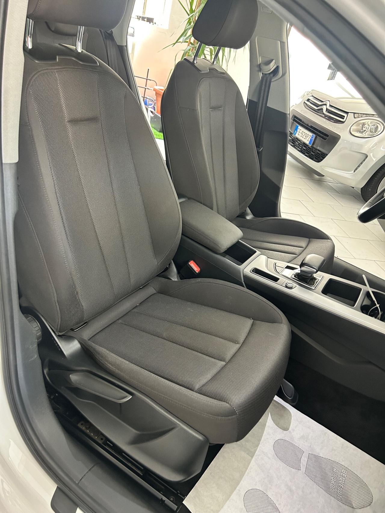 Audi A4 Avant 30 TDI/136 CV S tronic