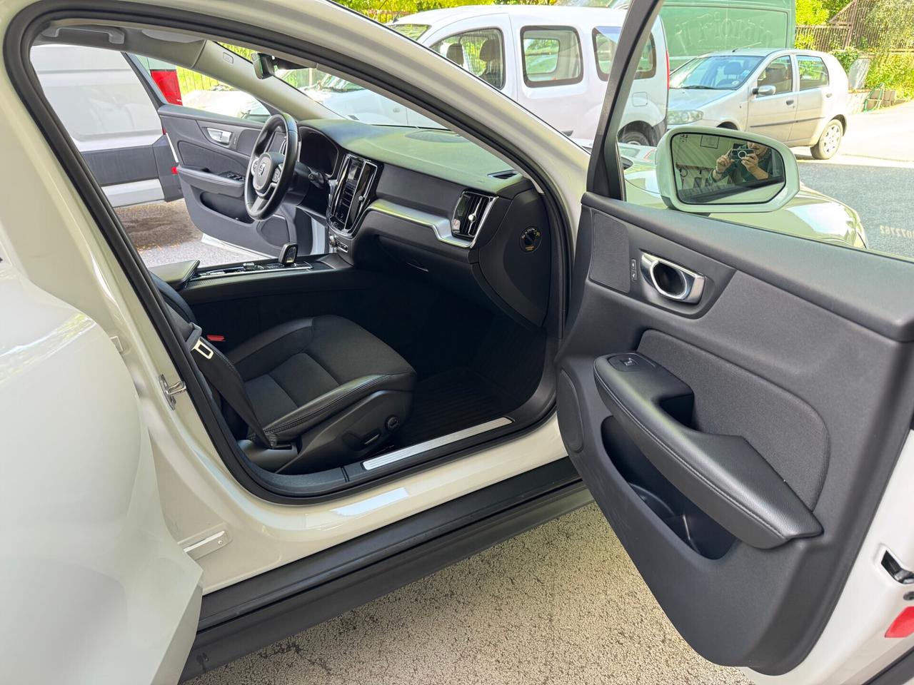 Volvo V60 CrossCountry 2.0 b4 AWD GARANZIA 24 MESI