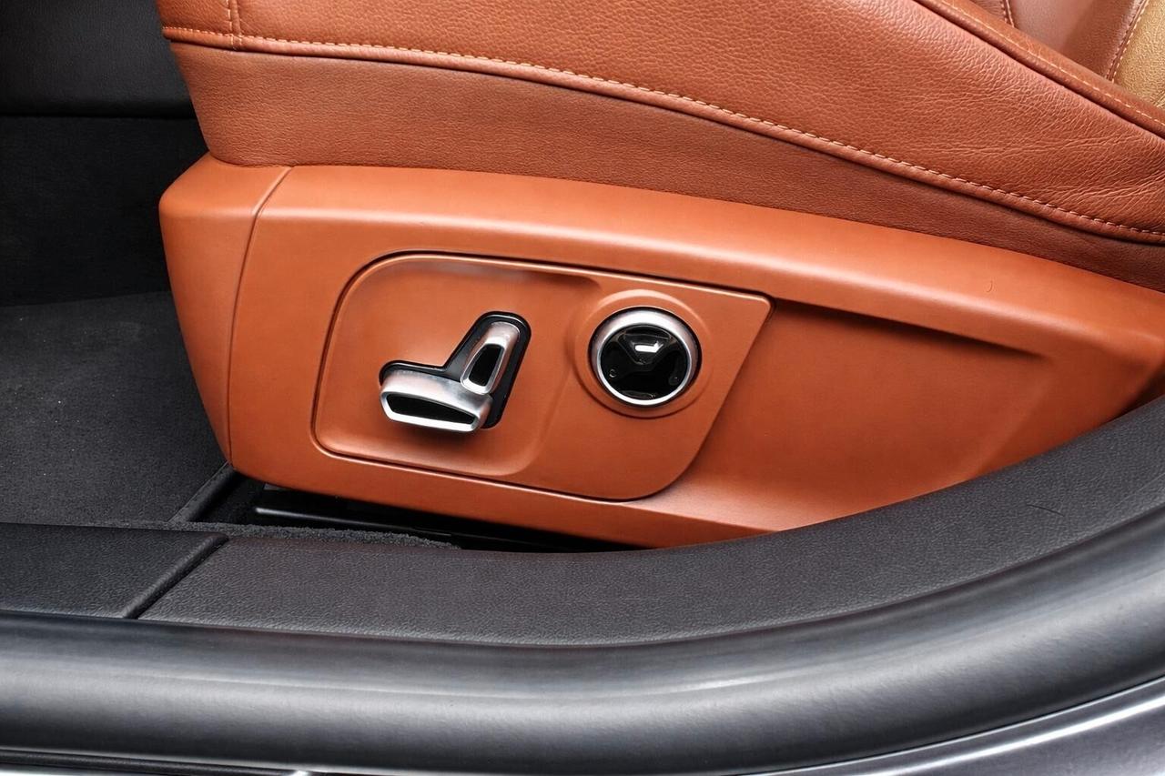 Maserati Ghibli 330 CV MHEV GRANSPORT