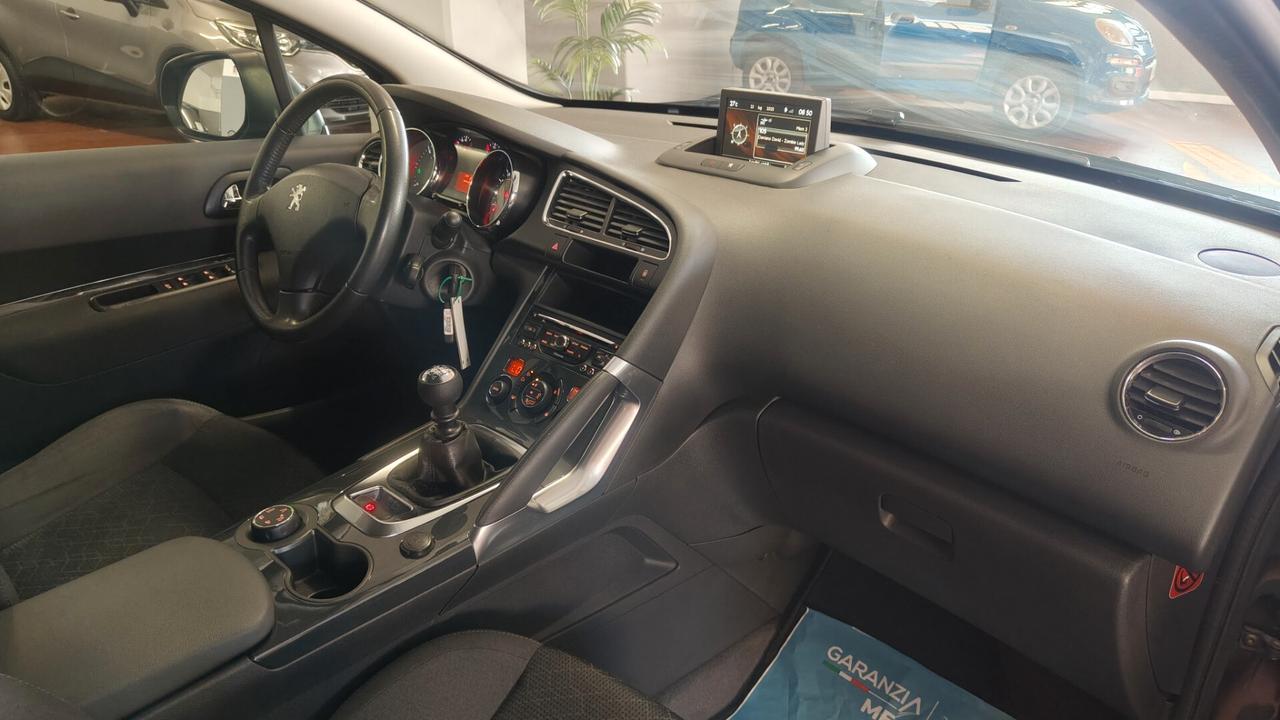 Peugeot 3008 1.6 HDi 115CV Business