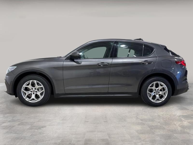 Alfa Romeo Stelvio 2.2 Turbo Business Q4 AT8