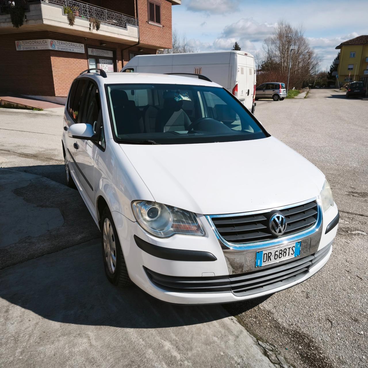 Volkswagen Touran 2.0 Conceptline Ecofuel