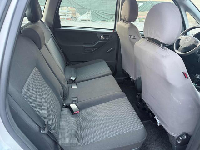OPEL Meriva 1.4 16V Club senza nessun lavoro da fare