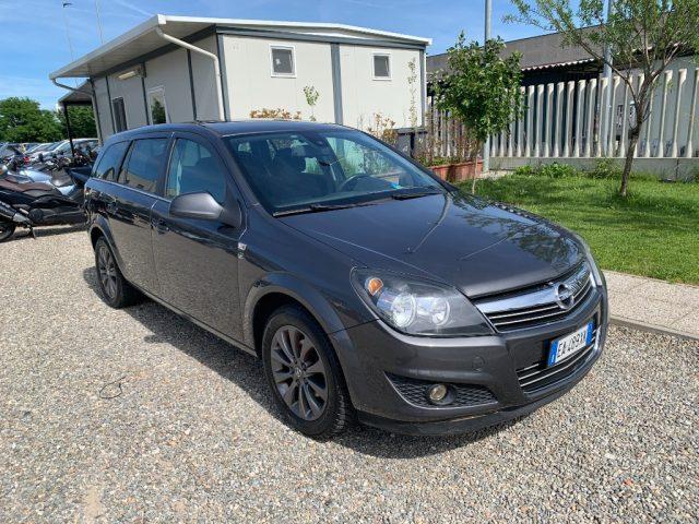 OPEL Astra 1.6 16V GPL-TECH Station Wagon Edition