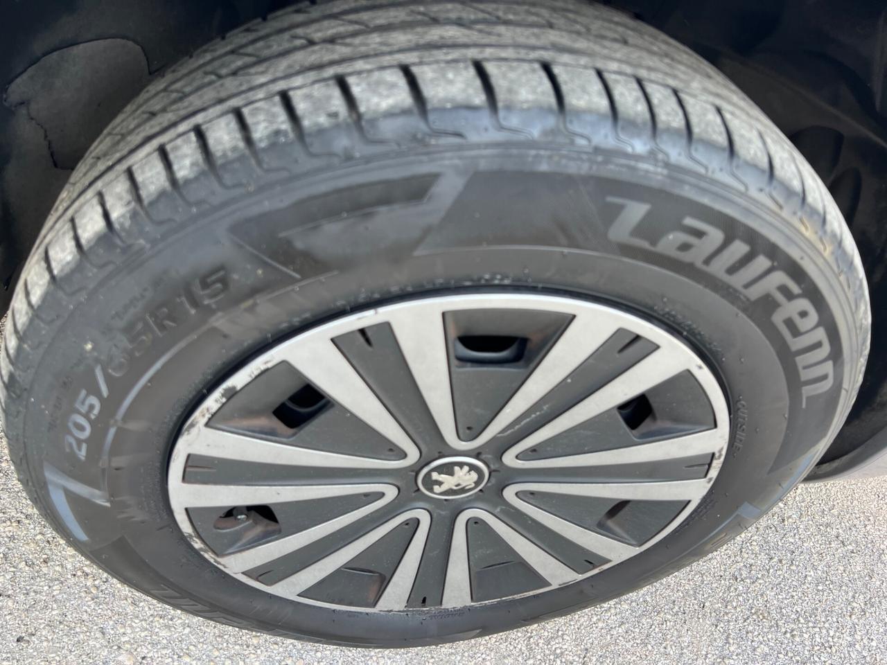 Peugeot Partner Tepee BlueHDi 100CV