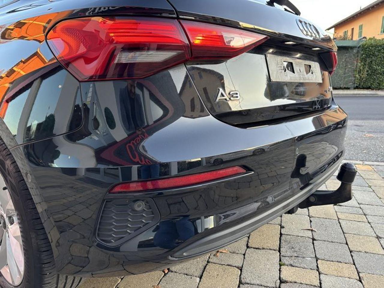 Audi A3 SPB 30 TDI S tronic Business LED-NAVI