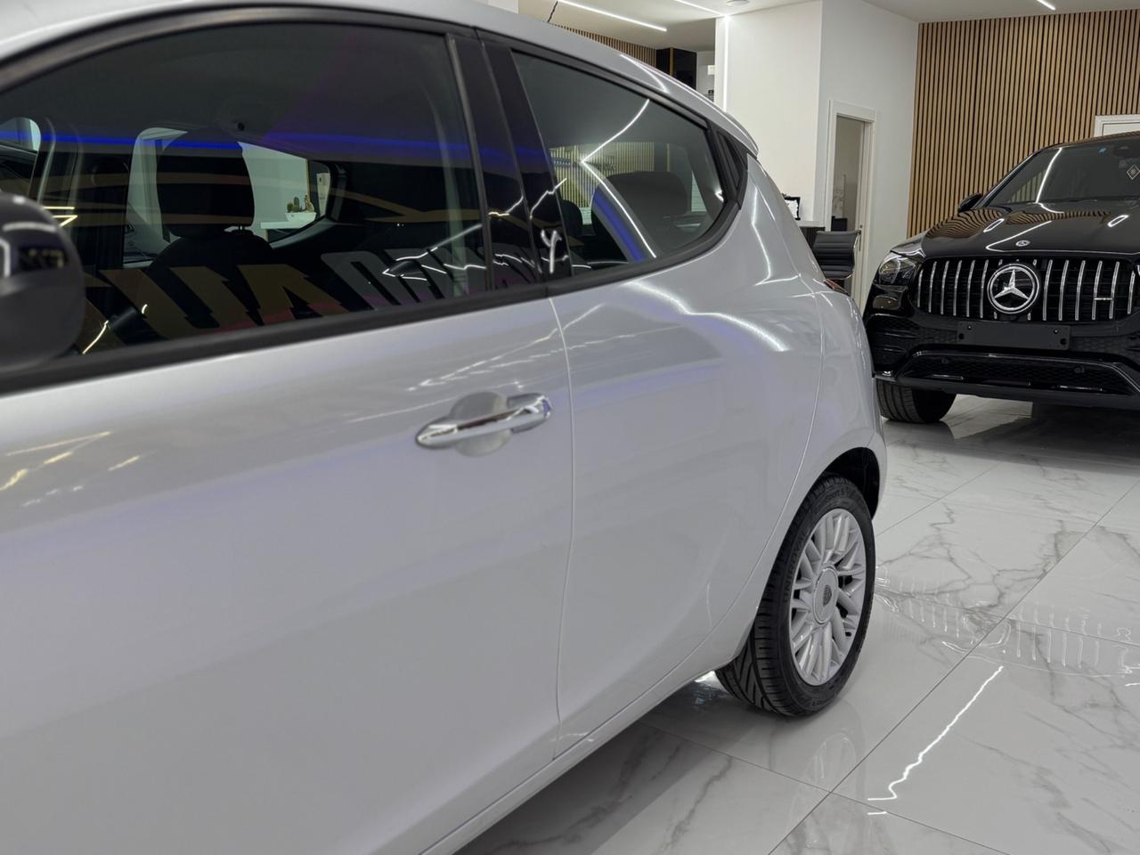 Lancia Ypsilon 1.2 69Cv Platinum Full Optional
