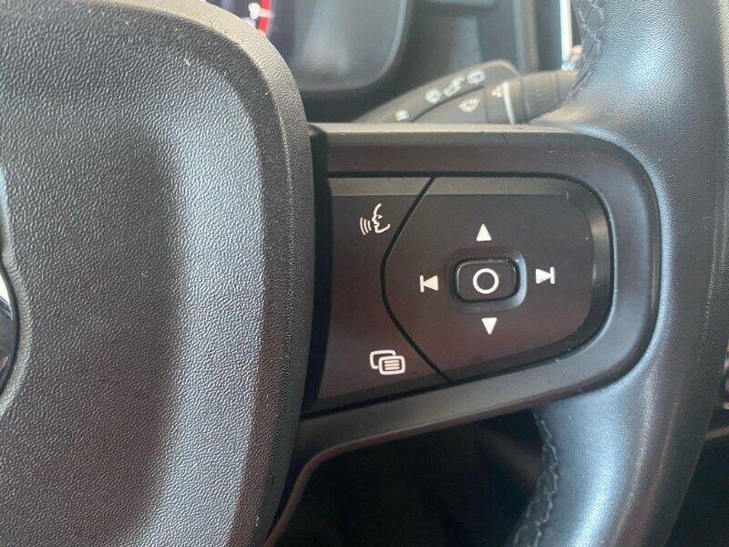 Volvo XC40 XC40 T3 Geartronic Momentum Core