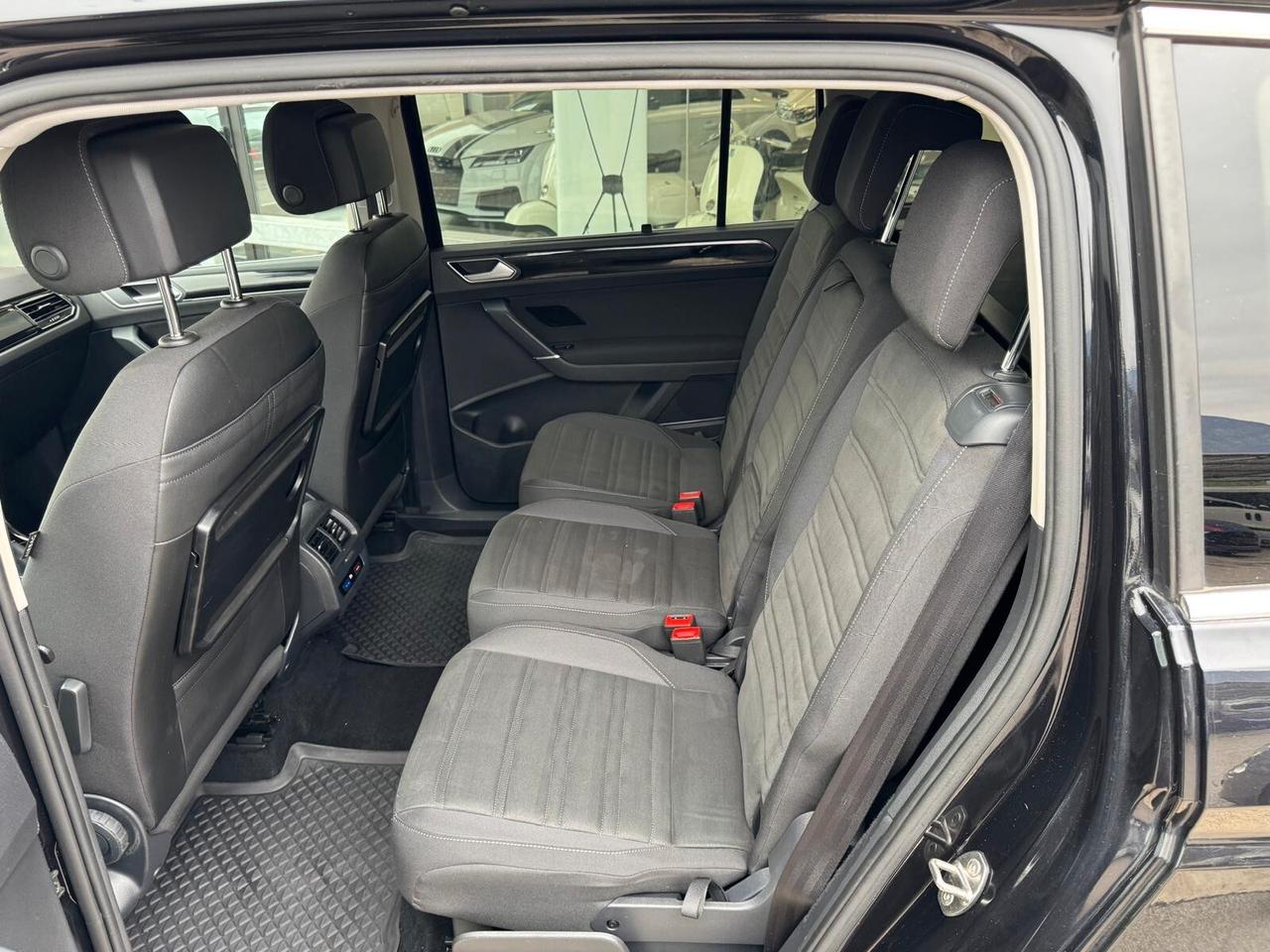 Volkswagen Touran 1.6 TDI 115 CV SCR DSG Highline BlueMotion Tech.