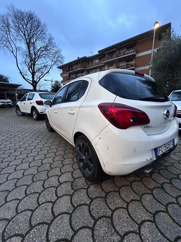 Opel Corsa 1.2 5 porte b-Color