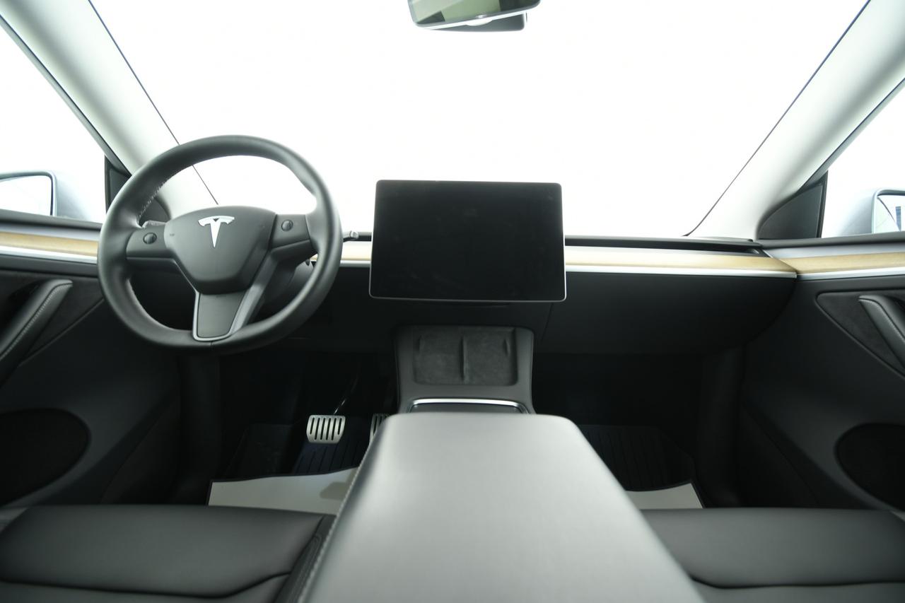 TESLA Model Y Performance Dual Motor awd PILOTA AUTOMATICO+CAMERA+ACC