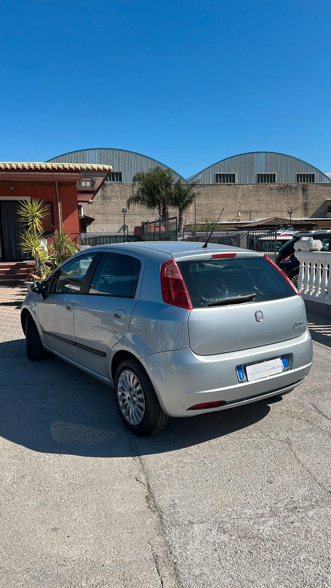 Fiat Grande Punto Grande Punto 1.3 MJT 75 CV 5 porte Dynamic