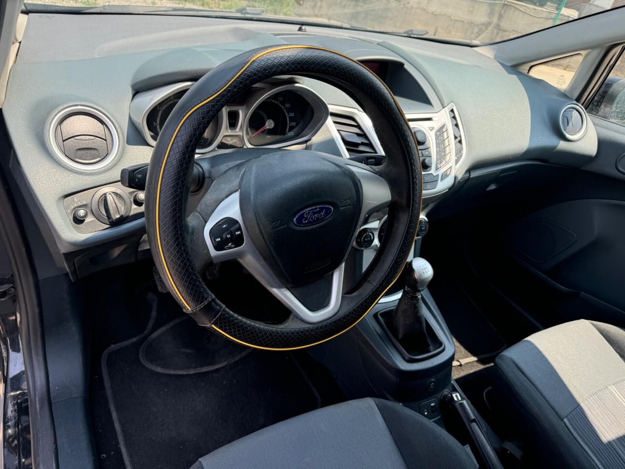 Ford Fiesta 1.4 5 porte Bz.- GPL Titanium