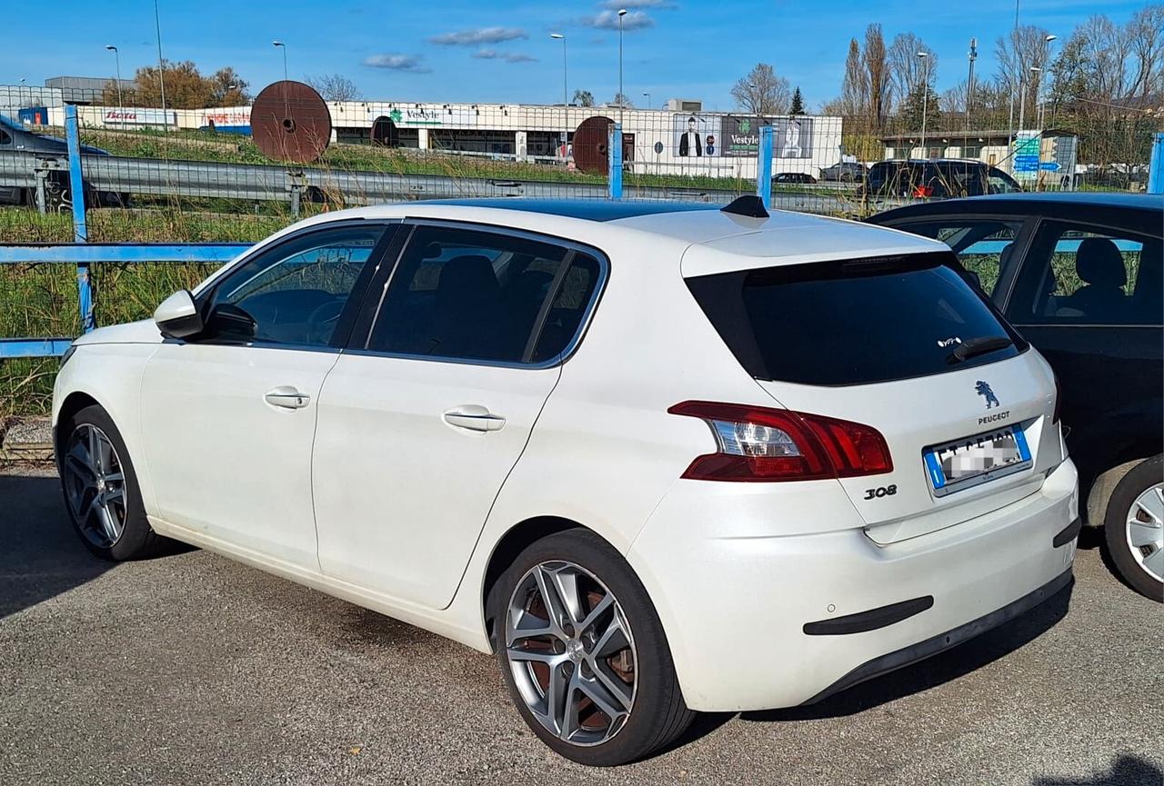 Peugeot 308 1.6bz THP Allure Tetto