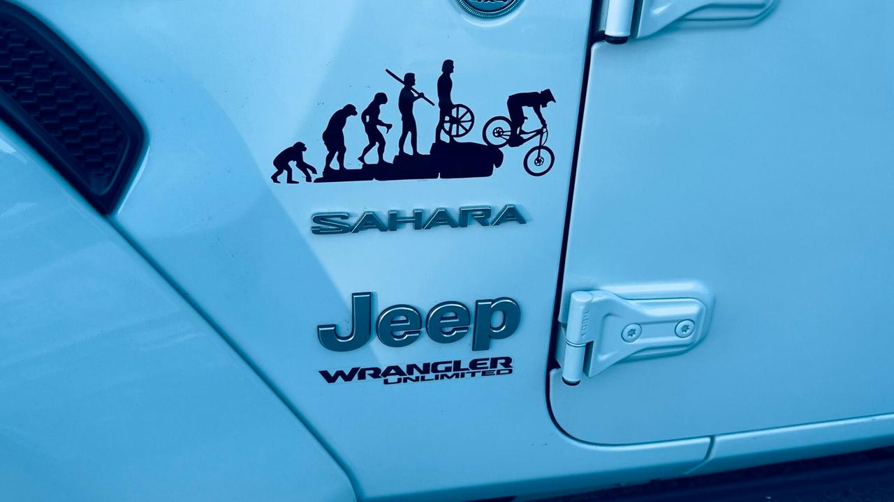 Jeep Wrangler Unlimited 2.2 Mjt II Sahara