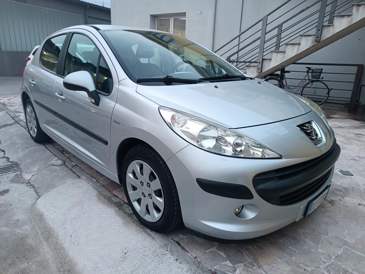 Peugeot 207 1.4 GPL garanzia