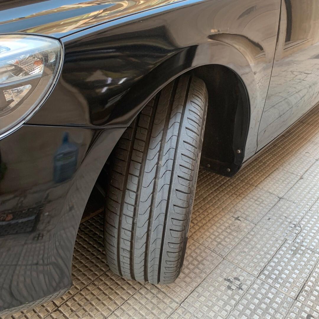 Volvo V40 D2 Geartronic R-design Momentum