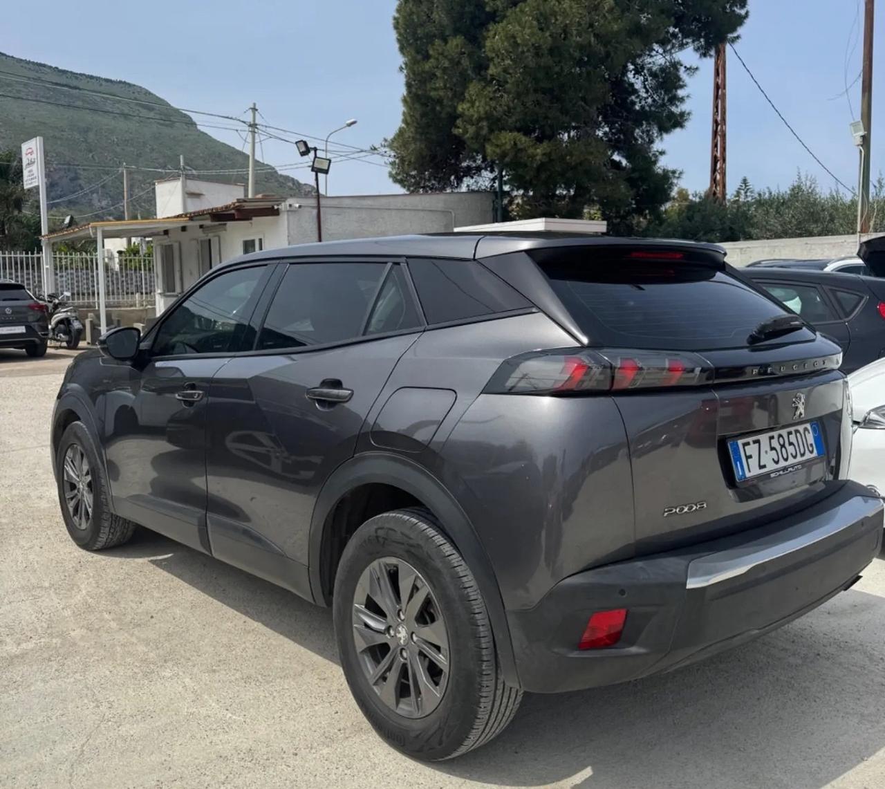 Peugeot 2008 BlueHDi 100 S&S Allure