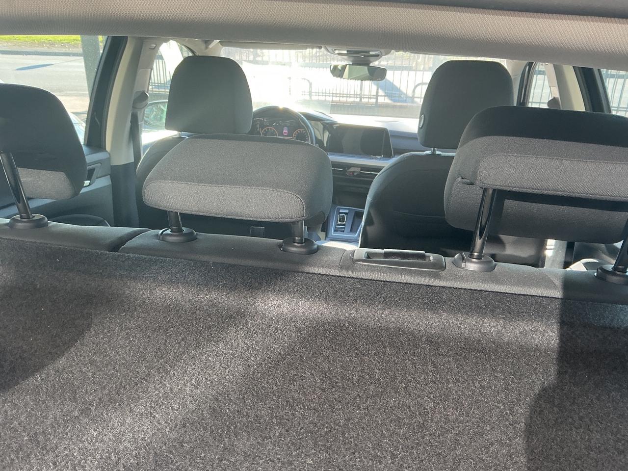 Volkswagen Golf 1.0 eTSI EVO DSG Life - grigio pastello