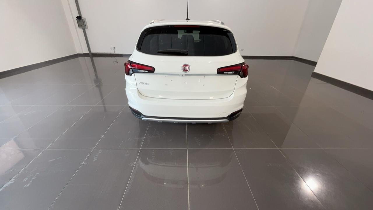 Fiat Tipo 1.6 Mjt S&S SW Cross