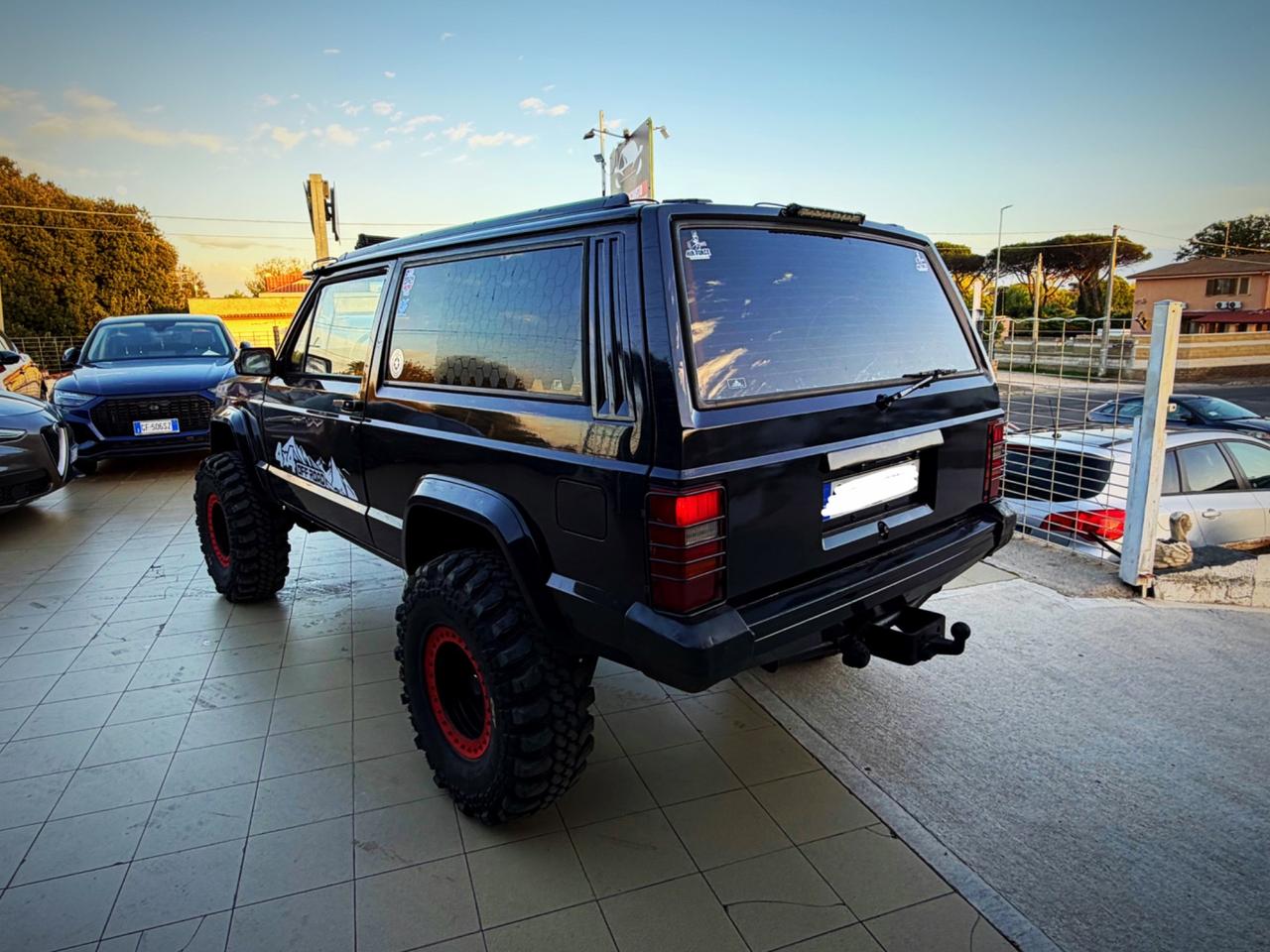 Jeep Cherokee 2.1 TD 3 porte Command-Trac (EU)