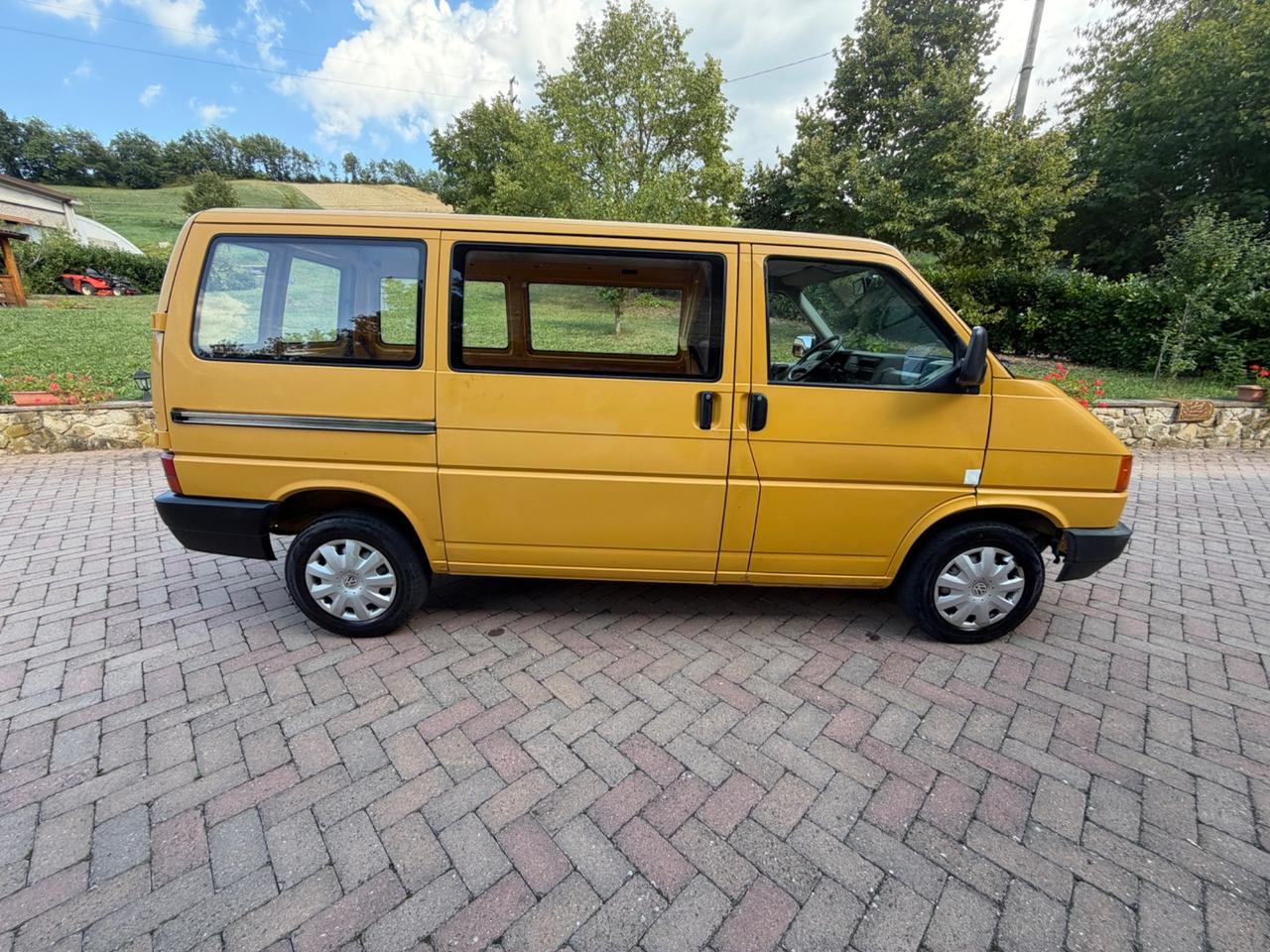 Volkswagen Transporter 2.4 D PC Furgone Vetrinato