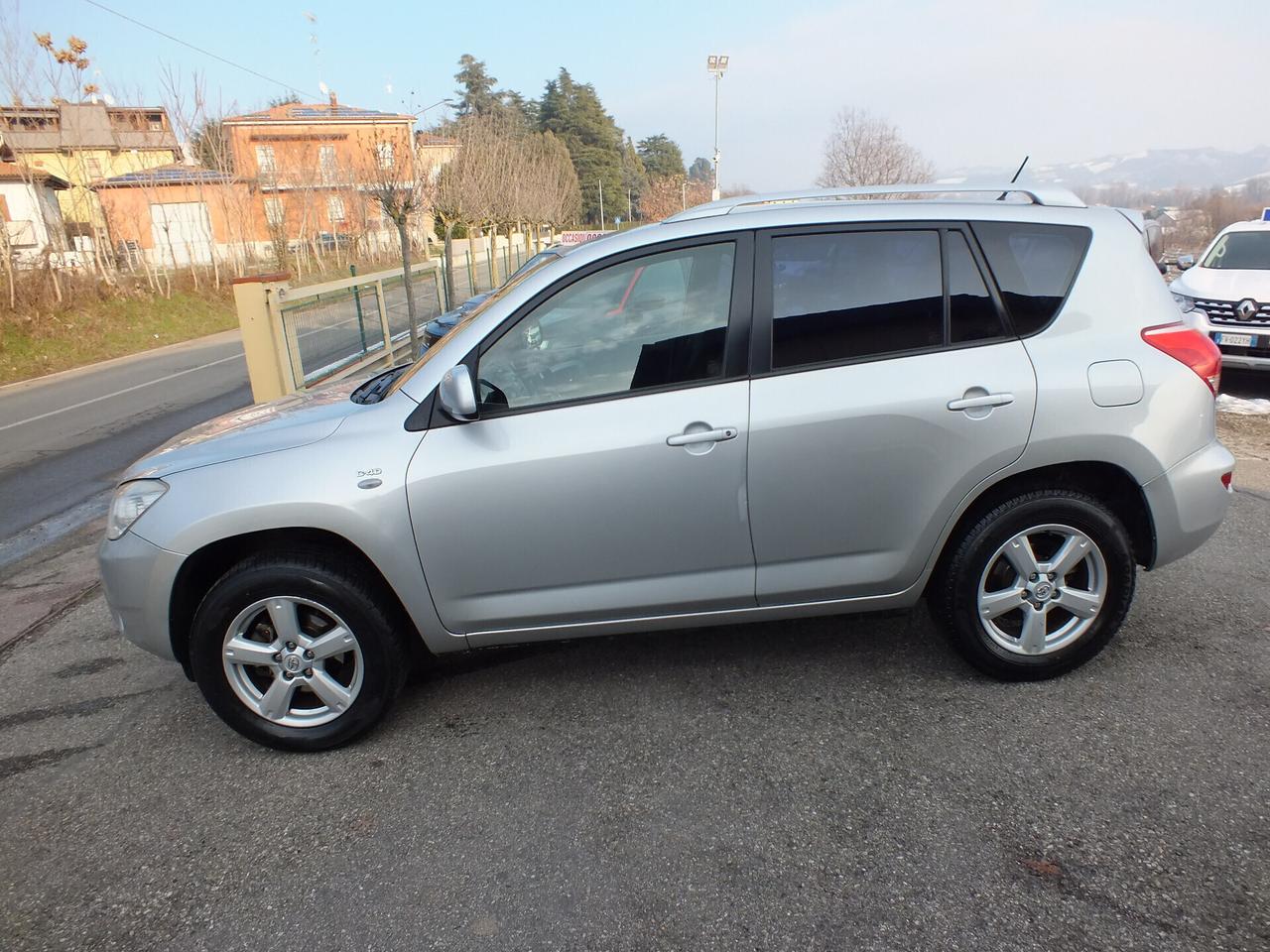TOYOTA RAV 4 RAV4 2.2 D-4D 136 CV UNIPROPRIETARIO