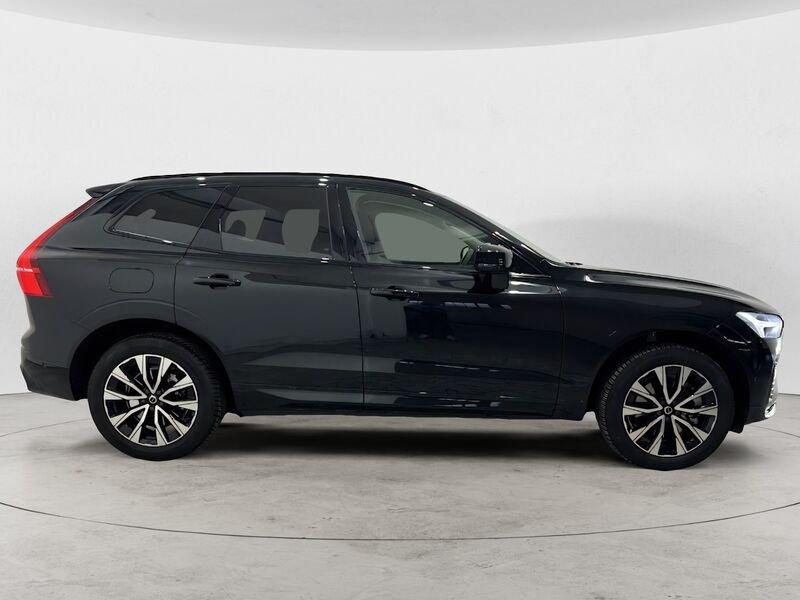Volvo XC60 XC60 B5 AWD automatico Plus Dark
