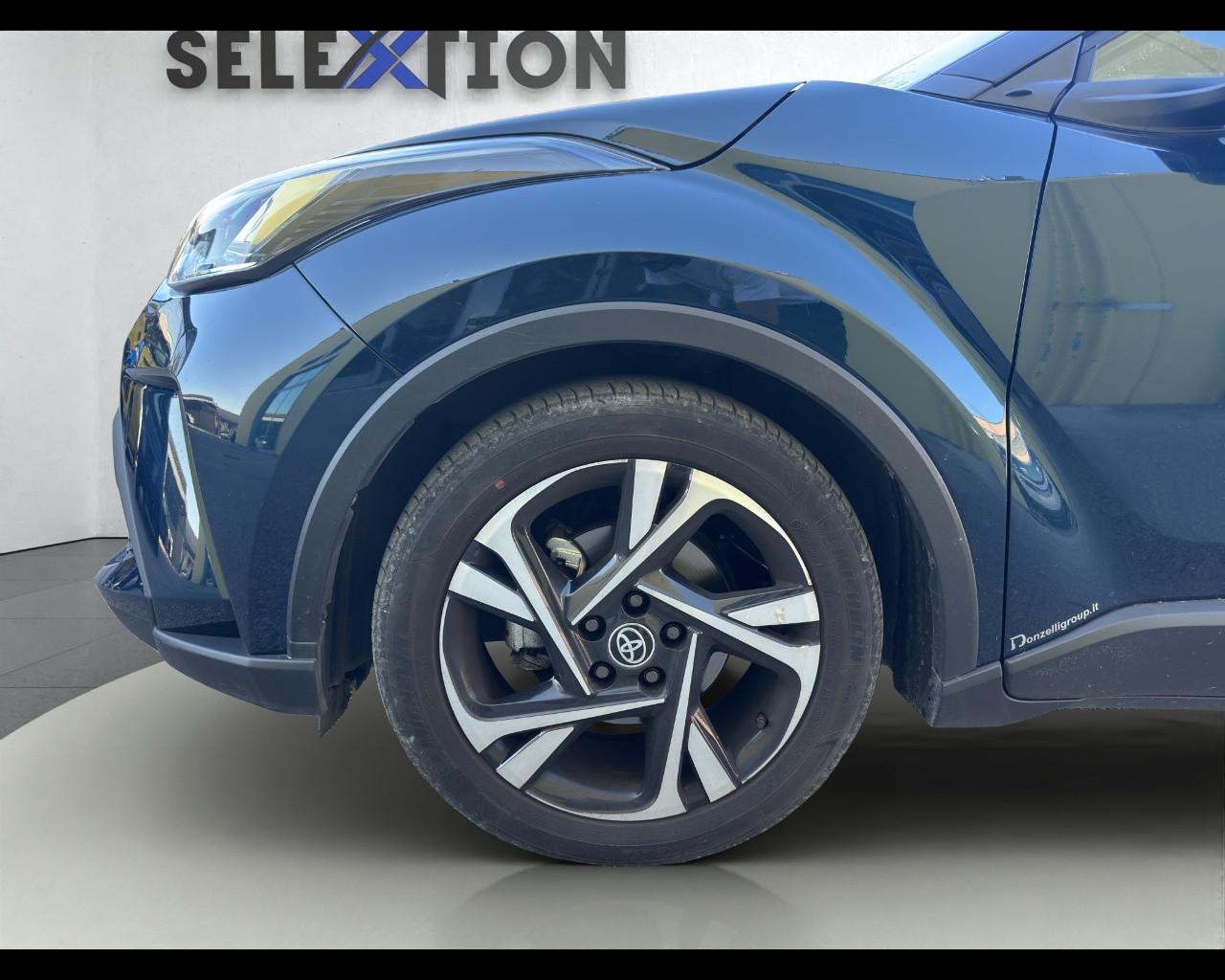 TOYOTA C-HR (2016-2023) - C-HR 1.8 Hybrid E-CVT Trend