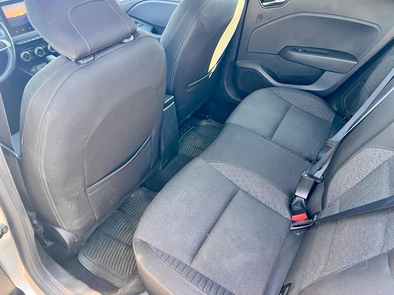 Renault Clio Full Hybrid E-Tech 140 CV 5 porte Intens