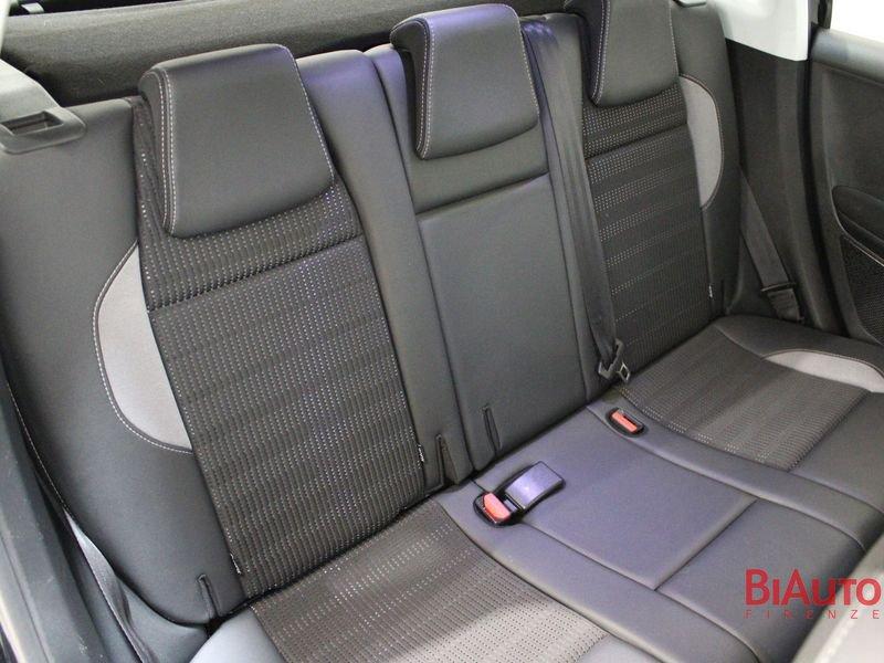 Peugeot 2008 BlueHDi 100 Allure