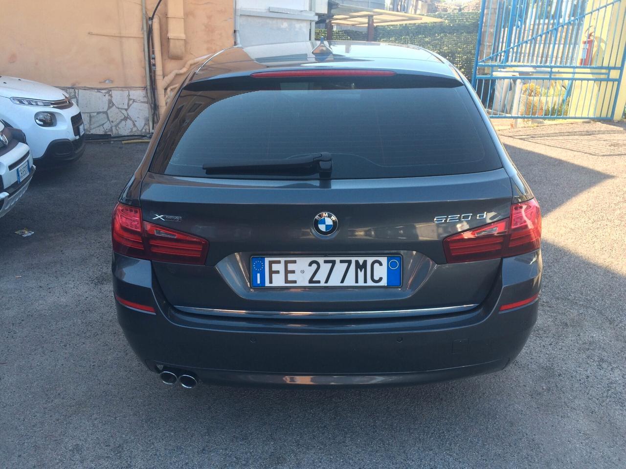 2016 Bmw 520d xDrive Touring tagliandata con garanzia 12 mesi cambio e motore !!