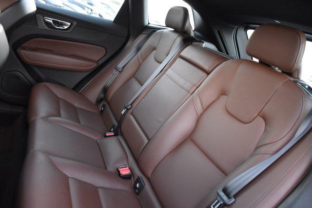 VOLVO XC60 B4 (d) Geartronic Inscription