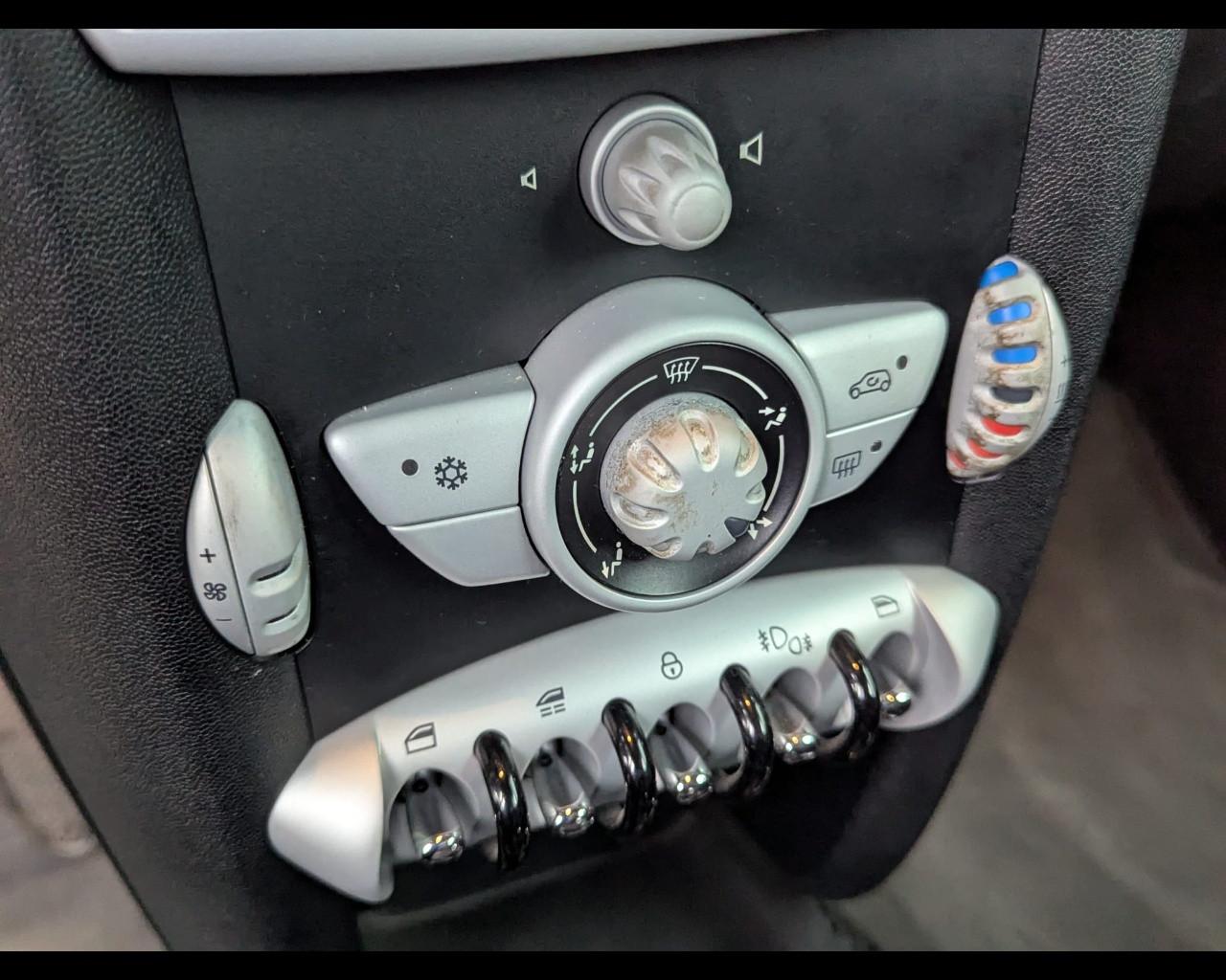 MINI Mini Cbr. (R57) - Mini 1.6 16V One Cabrio