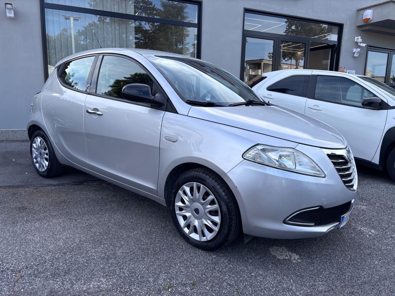 Lancia Ypsilon 1.2 69 CV 5 porte EURO 6B