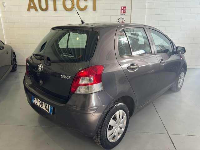 Toyota Yaris Yaris 5p 1.0 Now eco NEOPATENTATI