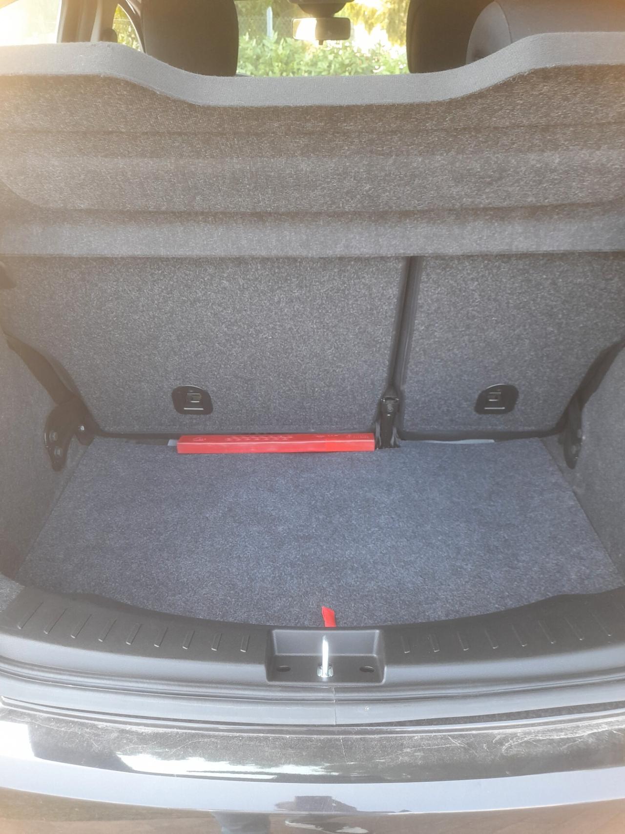 Lancia Ypsilon 1.0 5 porte Hybrid Gold Plus